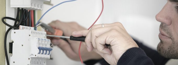 <strong>Handwerker-Koordination</strong>
<p>Wir koordinieren vor Ort Handwerker, die Fachleistungen jenseits des Facility Managements ausführen.</p>